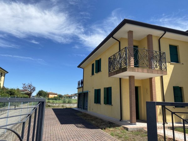 casa semindipendente in vendita a Borgo Veneto in zona Santa Margherita d'Adige