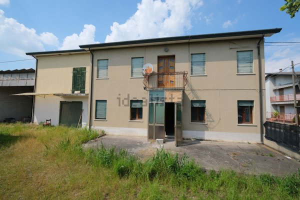 casa indipendente in vendita a Borgo Veneto in zona Santa Margherita d'Adige
