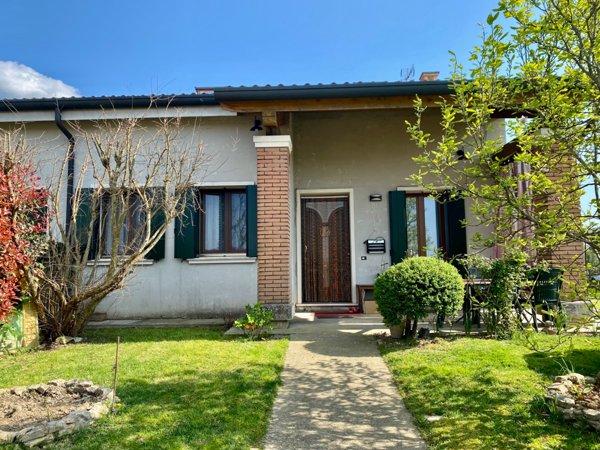 casa indipendente in vendita a Borgo Veneto in zona Saletto