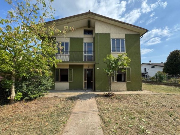 casa indipendente in vendita a Borgo Veneto in zona Saletto