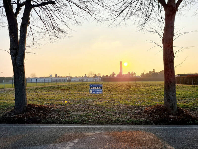 terreno agricolo in vendita a Borgo Veneto