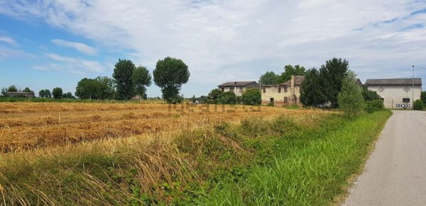 trivano in vendita a Borgo Veneto in zona Saletto