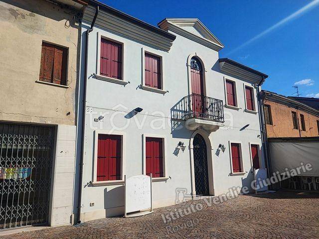 negozio in vendita a Borgo Veneto in zona Megliadino San Fidenzio
