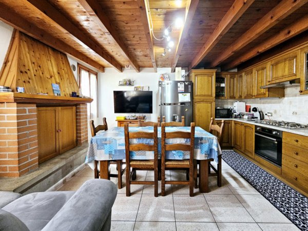 casa indipendente in vendita a Borgo Veneto in zona Saletto