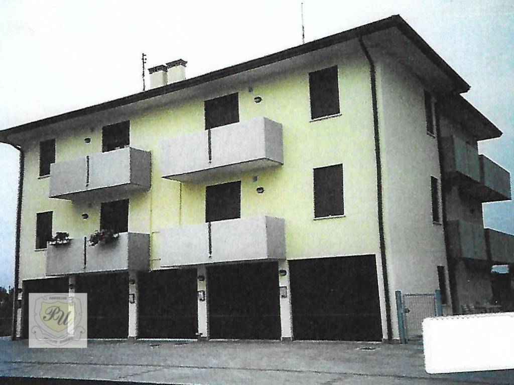 intera palazzina in vendita a Borgo Veneto in zona Santa Margherita d'Adige