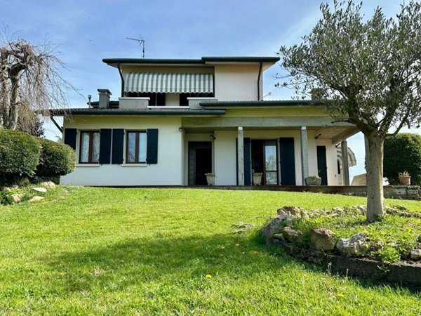 casa indipendente in vendita a Borgo Veneto in zona Megliadino San Fidenzio