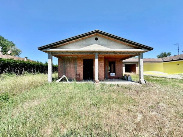 casa indipendente in vendita a Borgo Veneto in zona Santa Margherita d'Adige