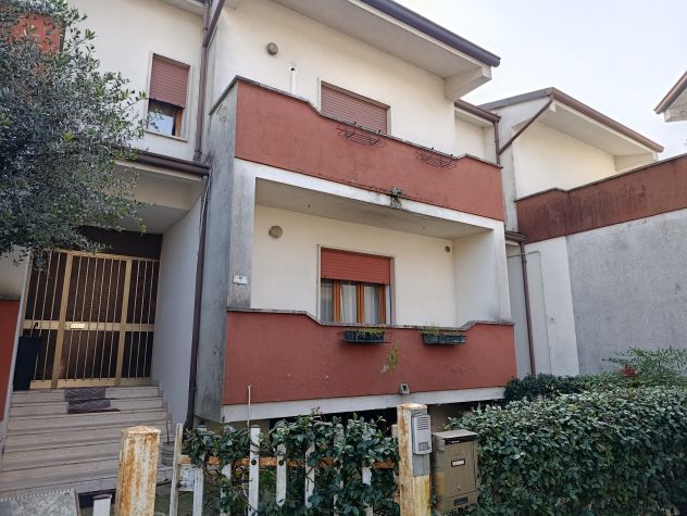 casa indipendente in vendita a Borgo Veneto in zona Saletto