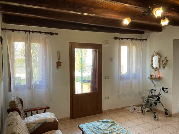 casa indipendente in vendita a Borgo Veneto in zona Saletto
