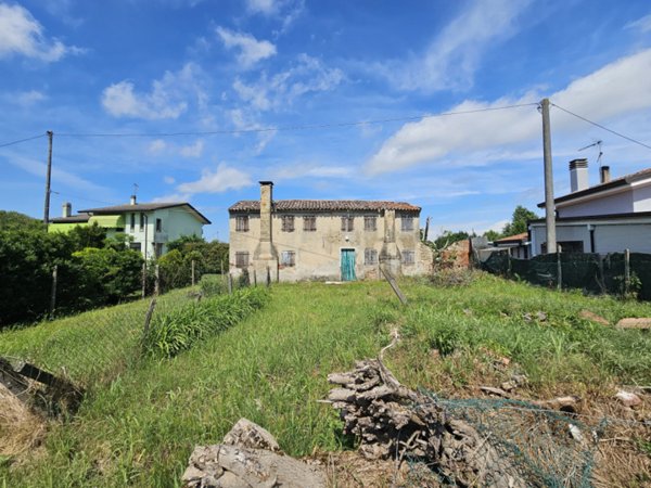 rudere in vendita a Borgo Veneto in zona Santa Margherita d'Adige