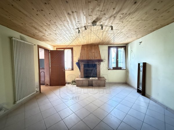 casa indipendente in vendita a Borgo Veneto in zona Saletto
