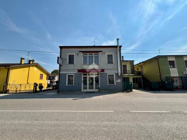 casa indipendente in vendita a Borgo Veneto in zona Saletto