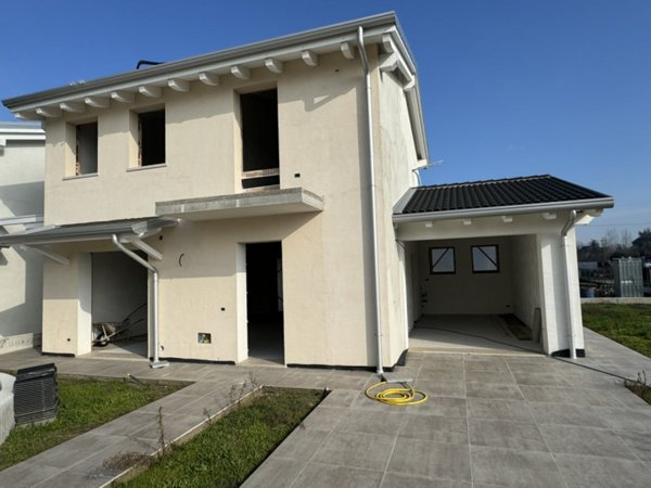 casa indipendente in vendita a Borgo Veneto in zona Saletto