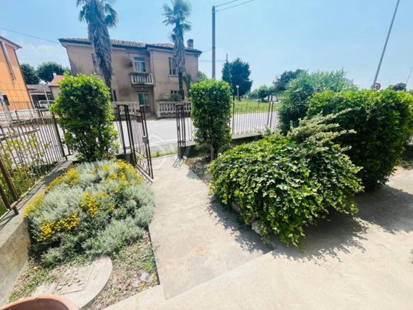 casa indipendente in vendita a Borgo Veneto in zona Saletto