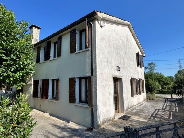 casa indipendente in vendita a Borgo Veneto in zona Santa Margherita d'Adige