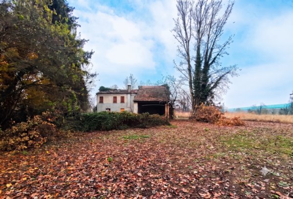 casa indipendente in vendita a Borgo Veneto in zona Saletto