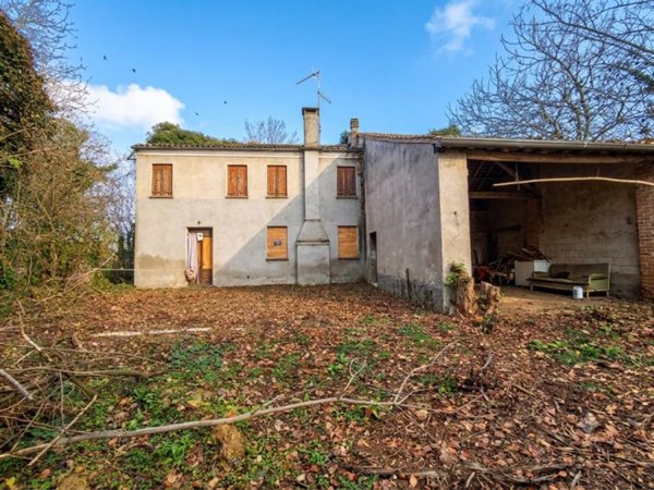 casa indipendente in vendita a Borgo Veneto in zona Saletto