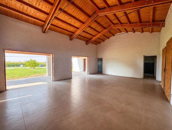 casa indipendente in vendita a Borgo Veneto in zona Santa Margherita d'Adige