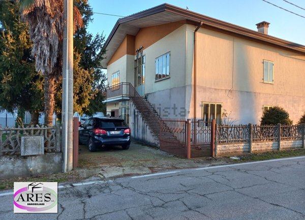 casa indipendente in vendita a Santa Caterina d'Este in zona Carceri