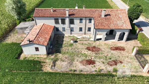 casa indipendente in vendita a Santa Caterina d'Este in zona Vighizzolo d'Este