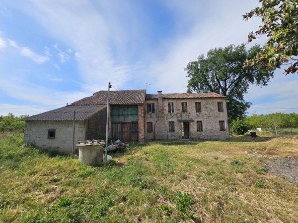 casa indipendente in vendita a Santa Caterina d'Este in zona Carceri