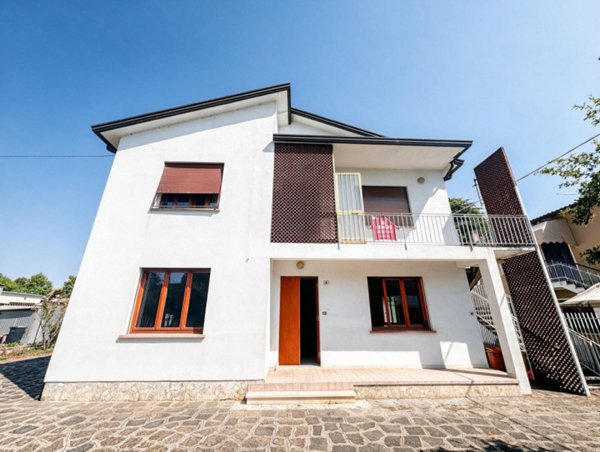 casa indipendente in vendita a Santa Caterina d'Este in zona Carceri