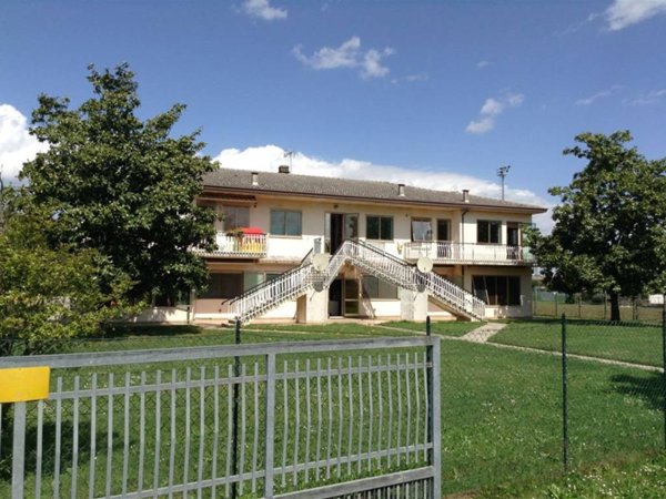 casa indipendente in vendita ad Adria in zona Baricetta