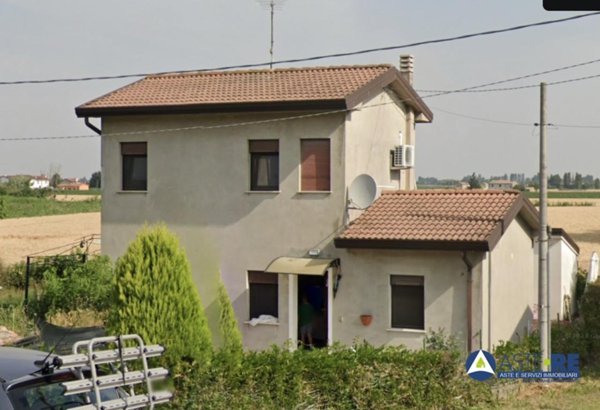 appartamento in vendita ad Adria in zona Bottrighe