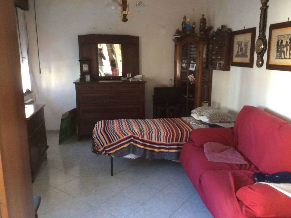 casa indipendente in vendita ad Adria in zona Bottrighe