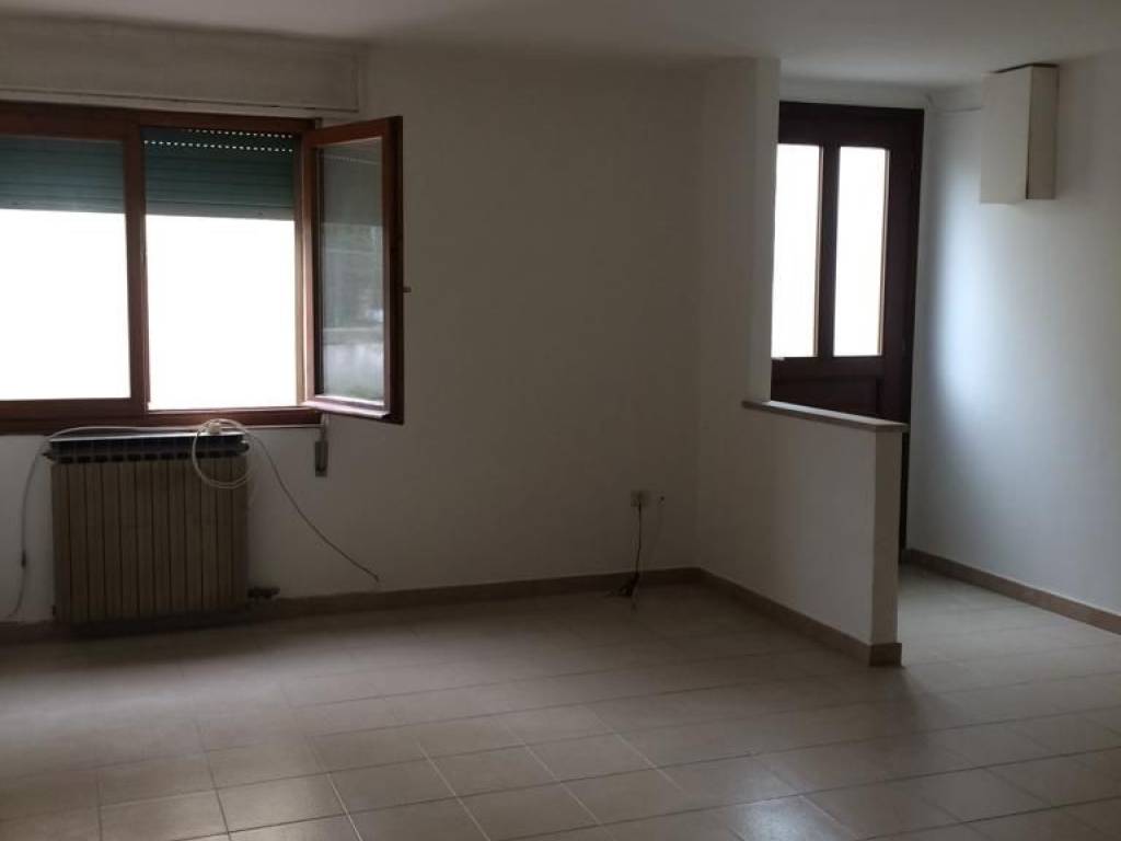 casa indipendente in vendita ad Adria