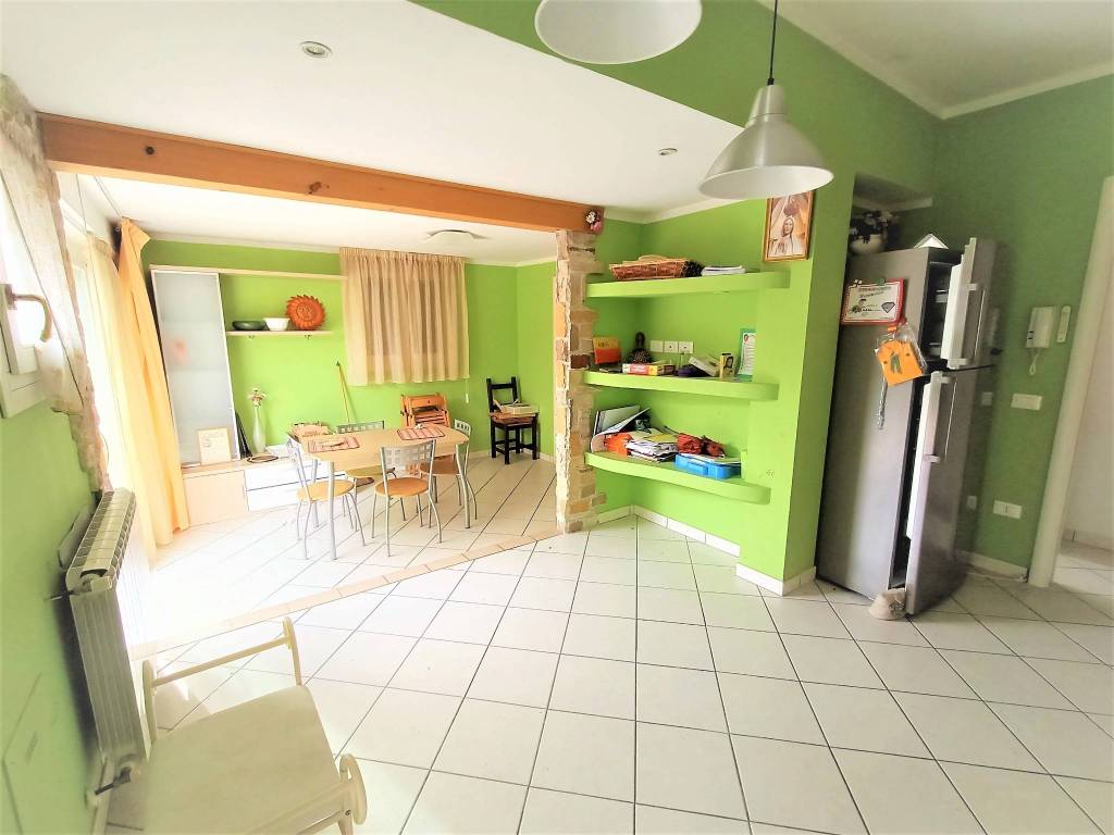 casa indipendente in vendita ad Adria