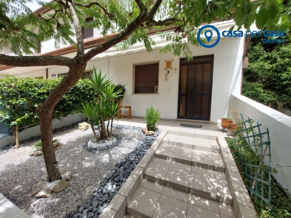 casa indipendente in vendita ad Adria
