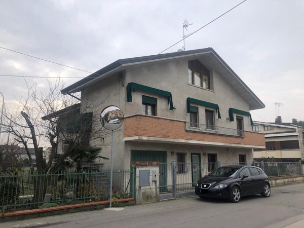 casa indipendente in vendita ad Adria