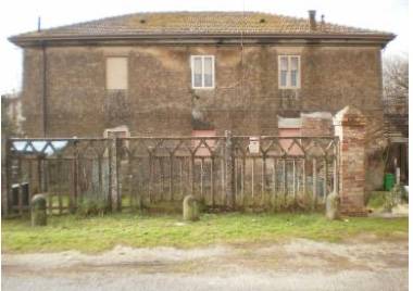 appartamento in vendita ad Adria in zona Cavanella Po