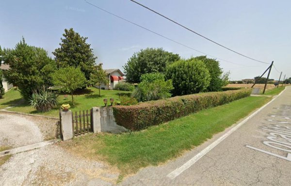casa indipendente in vendita ad Adria
