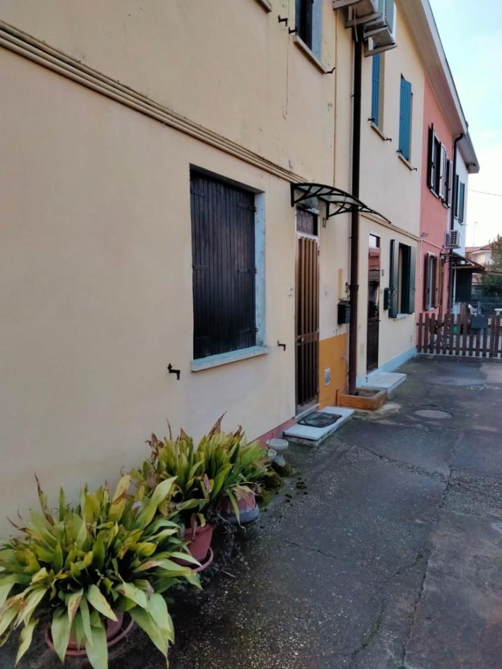 casa indipendente in vendita ad Adria