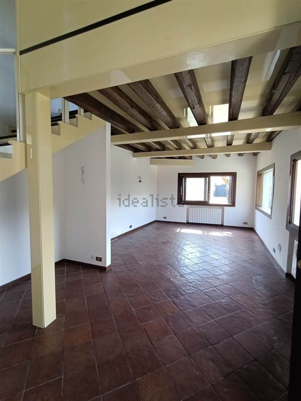 casa indipendente in vendita ad Adria