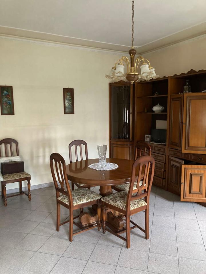 casa indipendente in vendita ad Adria in zona Bottrighe