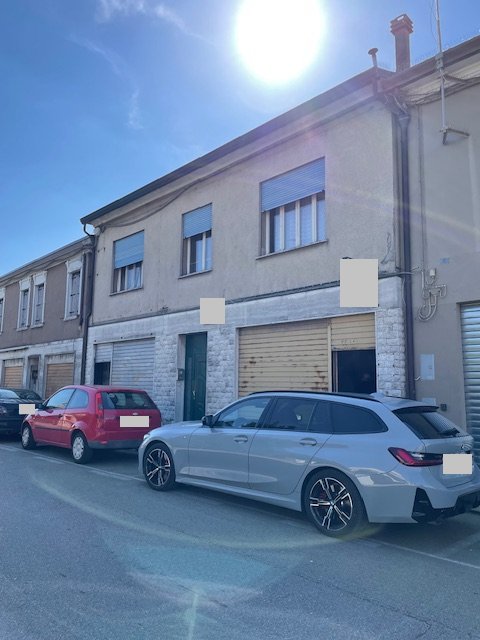 casa indipendente in vendita ad Adria in zona Bottrighe