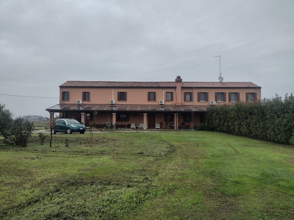 casa indipendente in vendita ad Adria