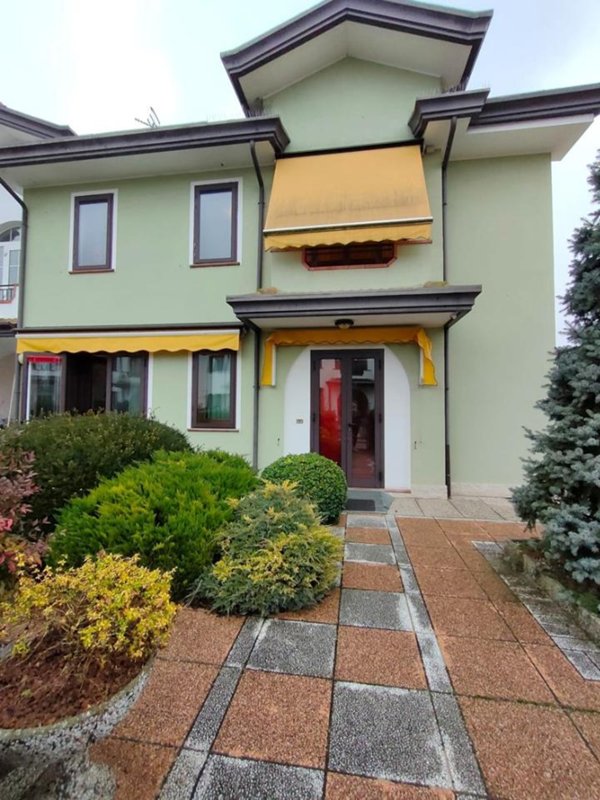 casa indipendente in vendita ad Adria