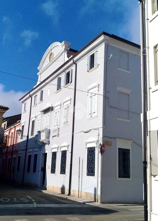 appartamento in vendita ad Adria