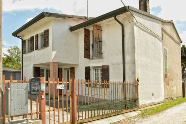 casa indipendente in vendita ad Adria