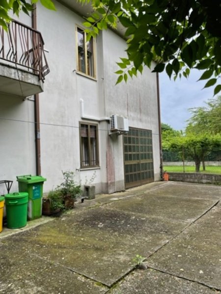 casa indipendente in vendita ad Adria