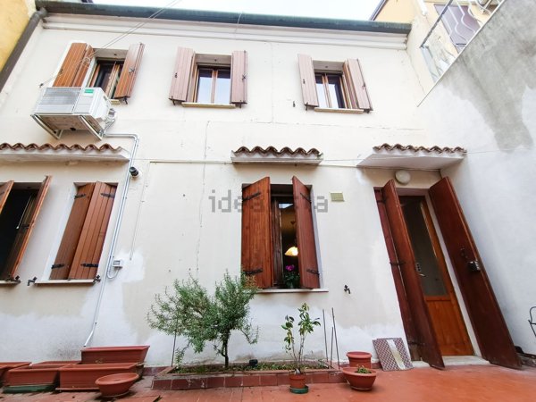 casa indipendente in vendita ad Adria