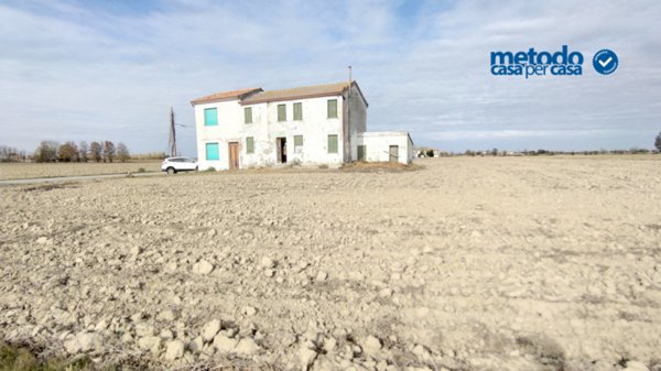 casa indipendente in vendita ad Adria in zona Bellombra
