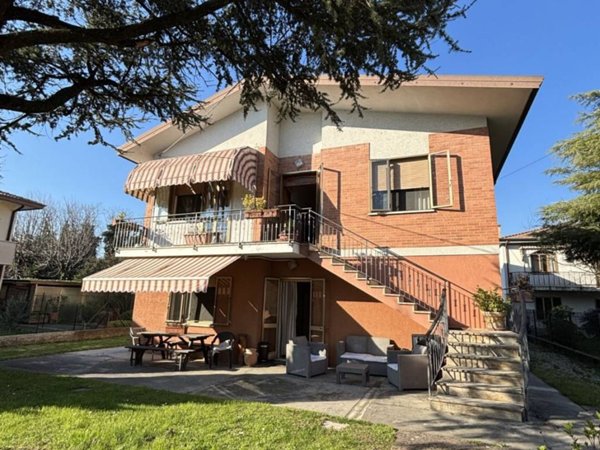 casa indipendente in vendita ad Adria