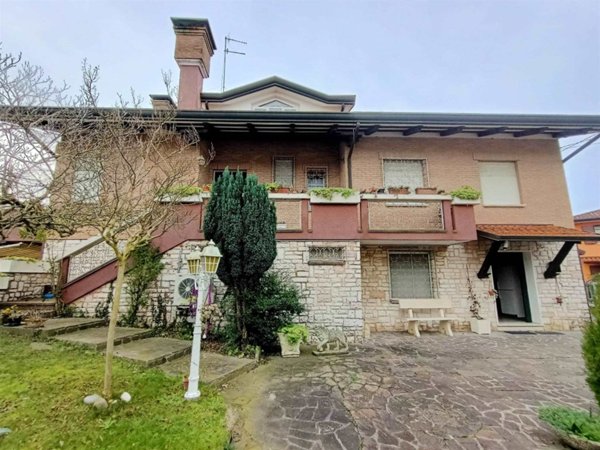 casa indipendente in vendita ad Adria