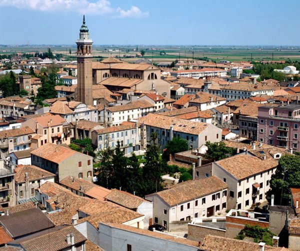 negozio in vendita ad Adria
