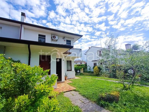 casa indipendente in vendita ad Adria